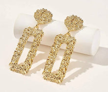 Load image into Gallery viewer, “Gala” Earrings
